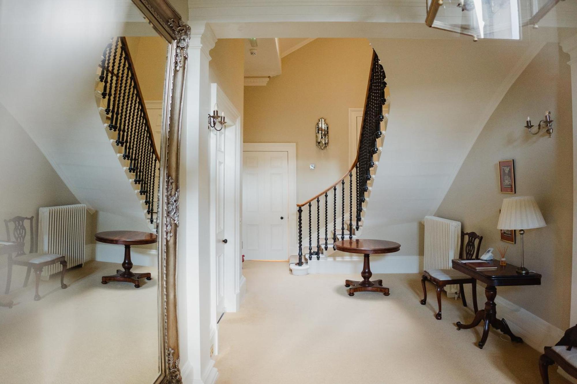 Apartment Prestigious Townhouse Close To Princes Street Edinburgh